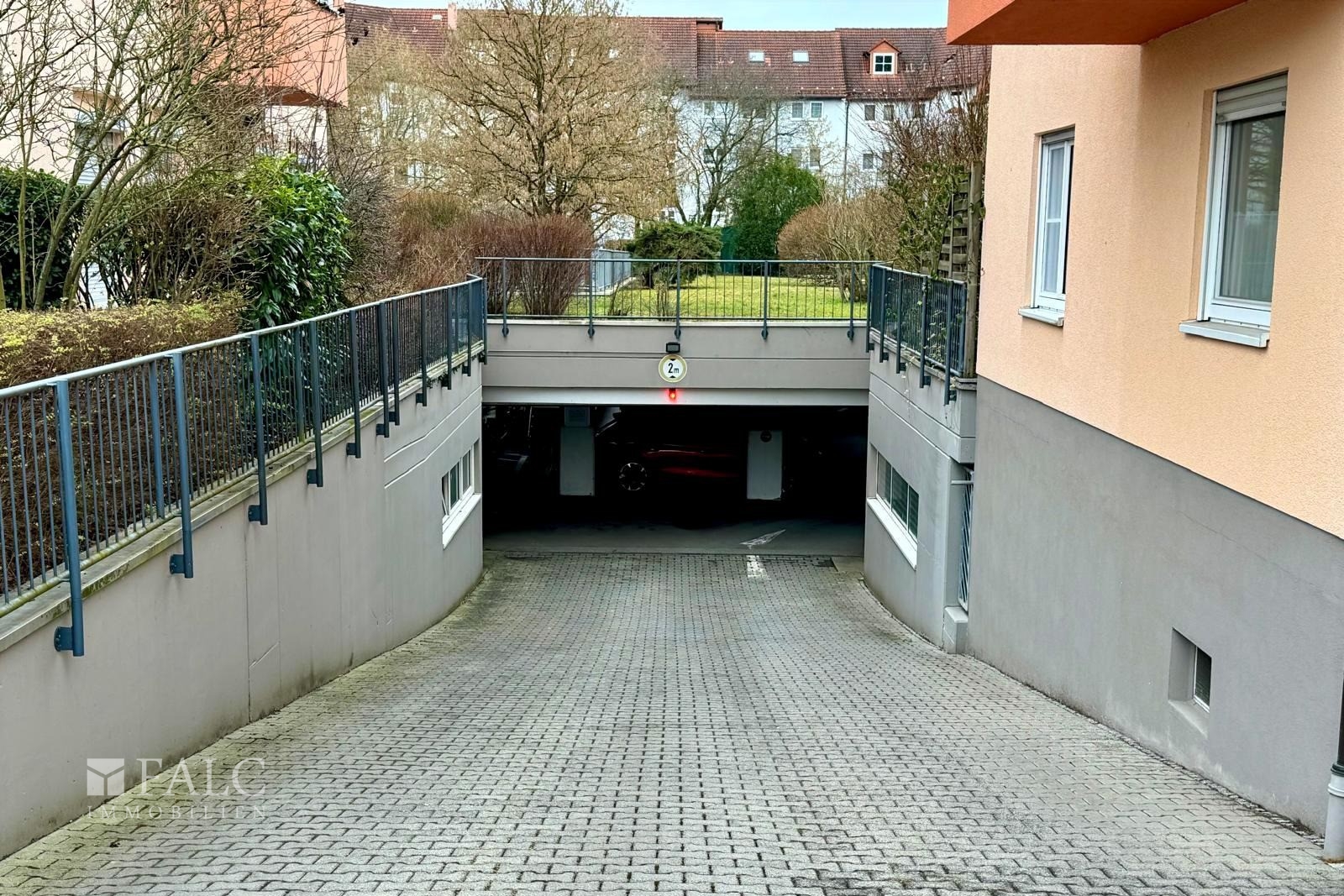 Einfahrt Tiefgarage 